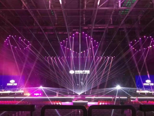 高品質(zhì)的舞臺燈光租賃公司帶來的益處