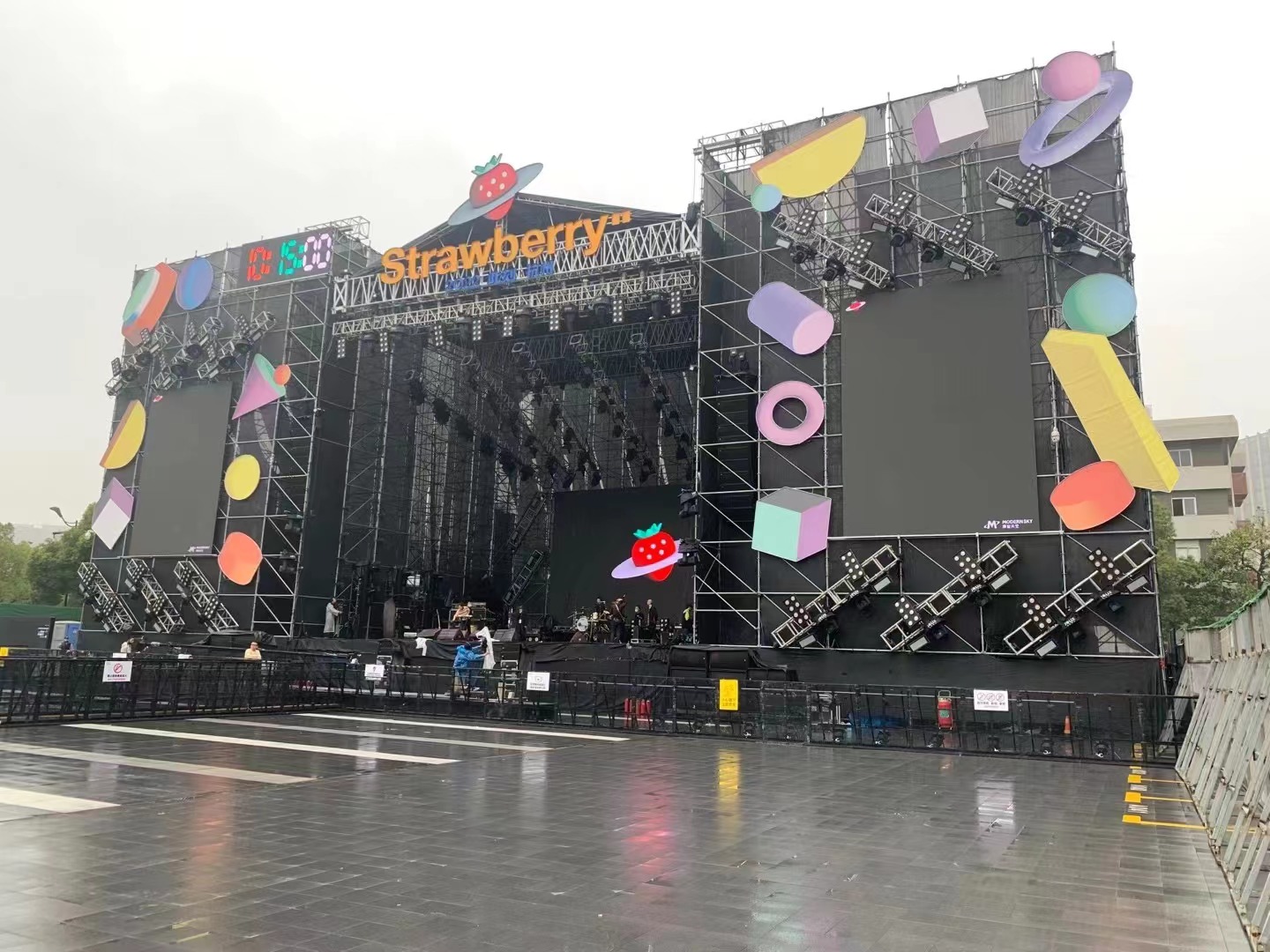 你享受過優質省心的舞臺租賃搭建一條龍服務嗎？