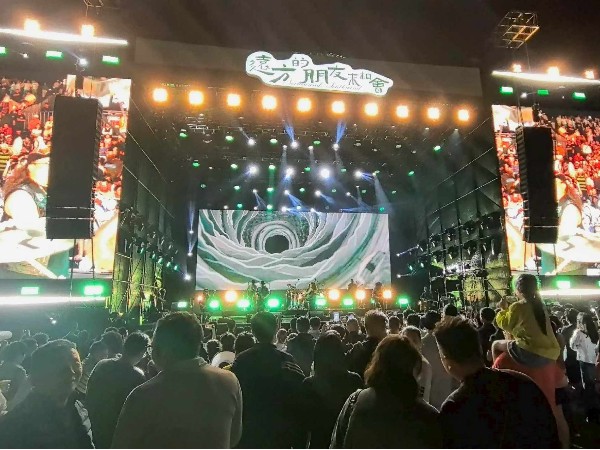 音樂節舞臺搭建與設備租賃一站式解決方案