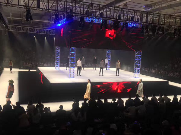 燈光設備租賃時該怎么保證選擇的準確性？