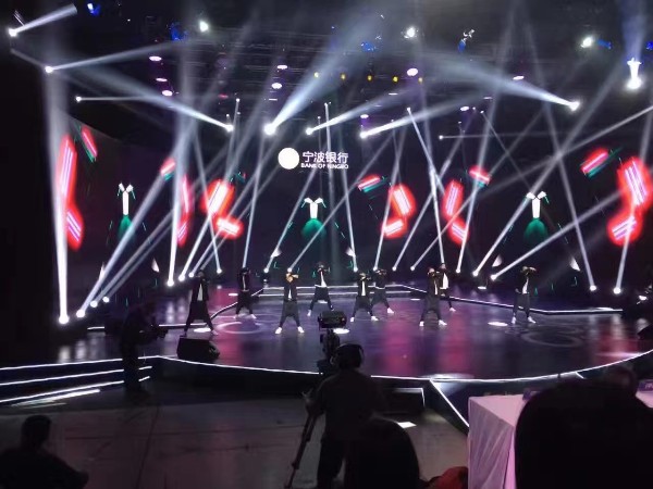 寧波燈光音響租賃設(shè)備價格對比哪家實(shí)惠？