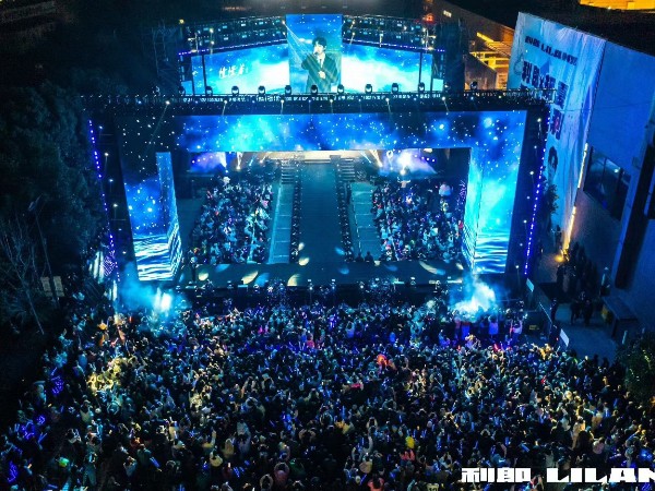 炫彩寧波，專業(yè)舞美，鑫禾打造震撼跨年舞臺(tái)