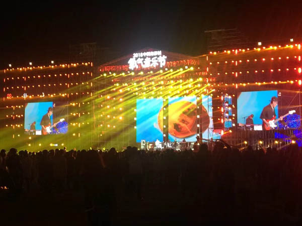 戶外LED顯示屏防護(hù)措施