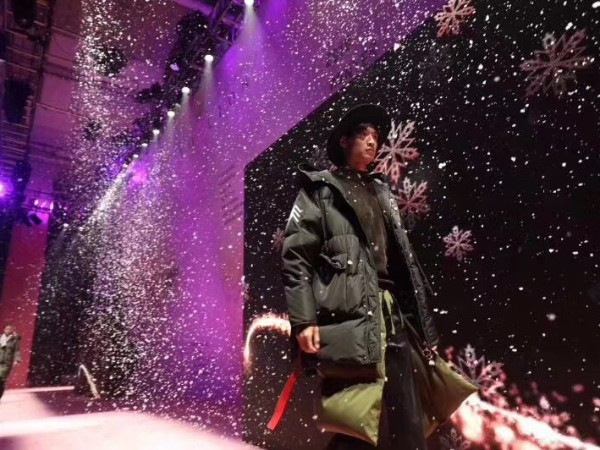 租燈光設備應因地制宜