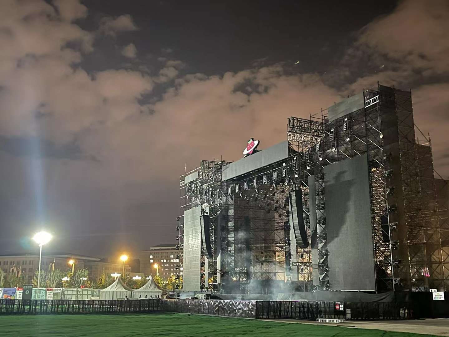 有利于消費企業(yè)利益的燈光音響租賃模式1