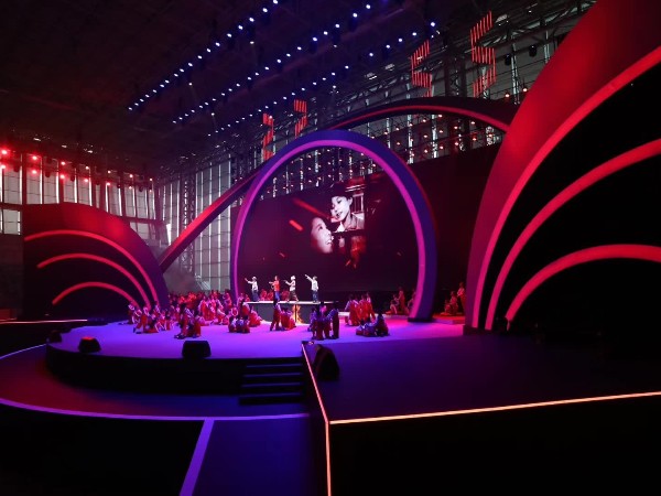 創(chuàng)意舞臺搭建結構安全技術出眾服務商1