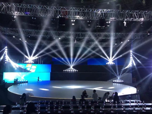 2020年舞臺設(shè)備租賃價格趨勢