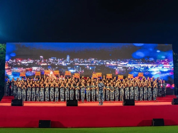 工程學院2021級新生紅歌大賽寧波舞臺租賃成功案例