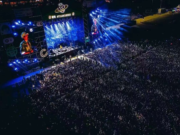 用戶(hù)可知好的演藝設(shè)備租賃合作伙伴帶給您什么之便？