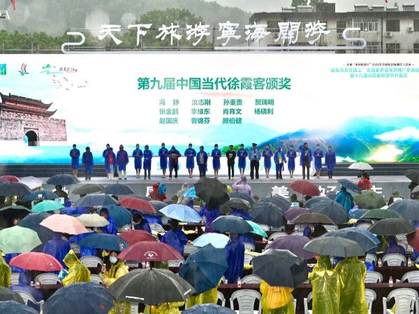 寧海開游節(jié)舞臺雷亞架租賃成功案例