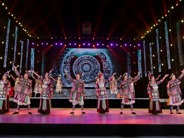 鑫禾舞美奉化溪巷里百團(tuán)匯演燈光音響租賃成功案例2