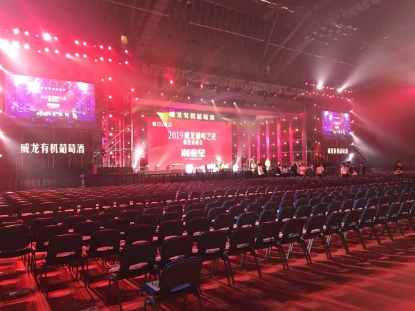 盤點鑫禾舞美LED大屏幕租賃有哪些優勢