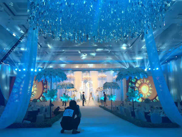 婚慶燈光租賃價格？